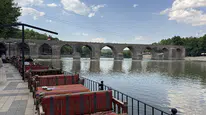 Diyarbakır’da termometreler isyan etti: Turistlerin uğrak noktası On Gözlü Köprü’de sessizlik hakim