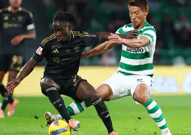 Galatasaray, Trabzonspor'un hedefindeki Renato Nhaga ile anlaşmaya yaklaştı!