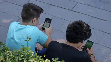 15 Yaş Altı Çocuklar İçin Sosyal Medya Kullanımında Yeni Düzenlemeler!