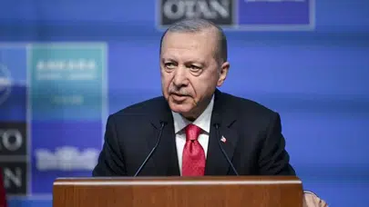 Erdoğan'dan S-400 sorusuna gizemli yanıt: Bizi izlemeye devam edin