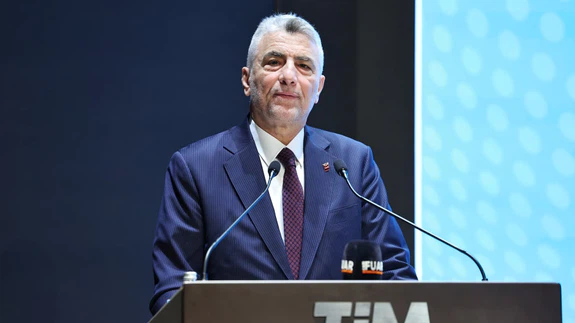 Bakan Bolat: "İhracat 400 milyar dolar hedefine yaklaştık"