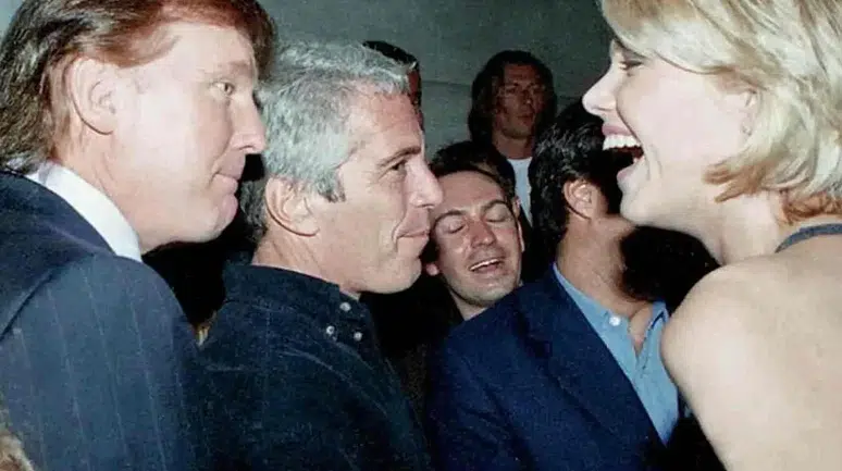 Epstein Belgelerinde Trump'ın İsmi Yüzlerce Kez Geçiyor