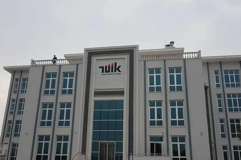 TÜİK'ten TÜFE sepetinde kapsamlı güncelleme: 38 yeni ürün eklendi, 30 ürün çıkarıldı