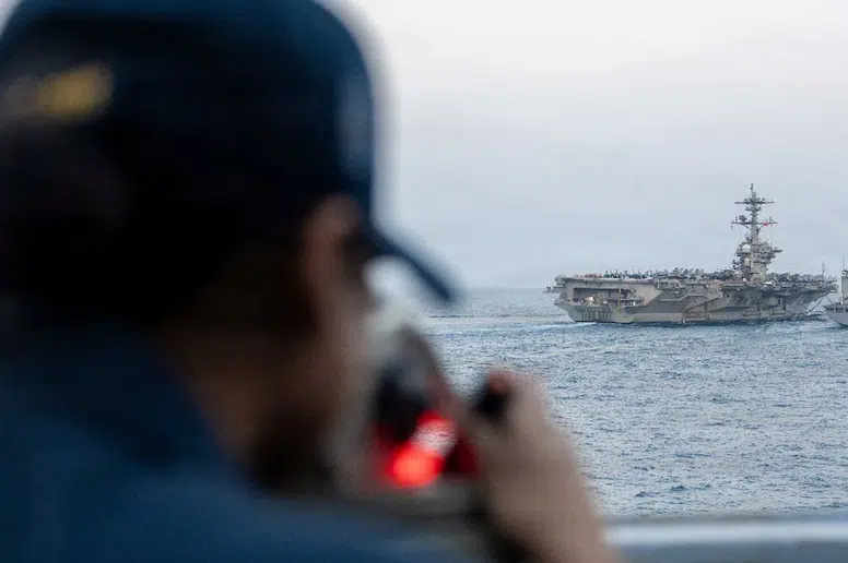 Gerilim tırmanıyor: Trump, Hürmüz'de İran gemisini vurduklarını duyurdu