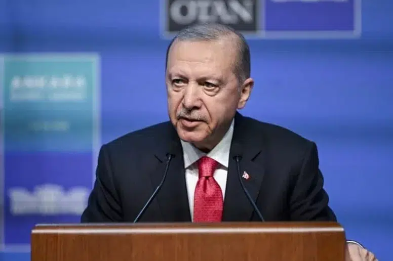 Erdoğan'dan S-400 sorusuna gizemli yanıt: Bizi izlemeye devam edin