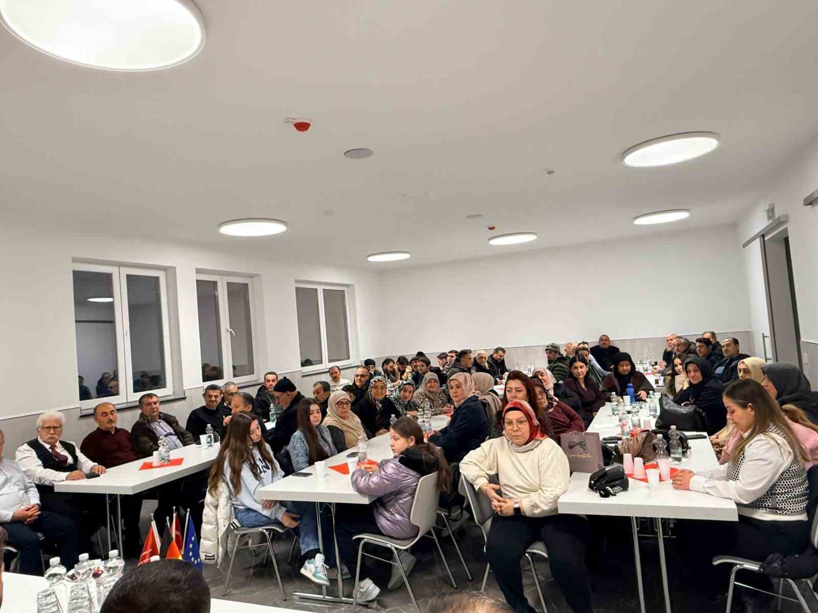 baskan-tatik-almanyada-yasayan-gurbetcilerle-bir-araya-geldi