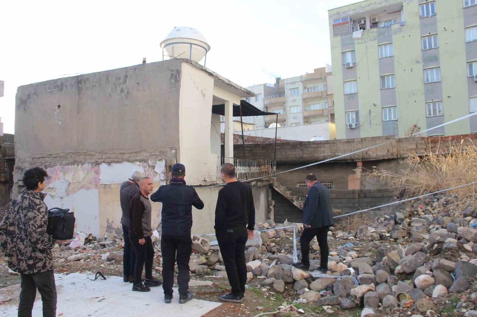 Metruk durumdaki Cizre kemerli evi