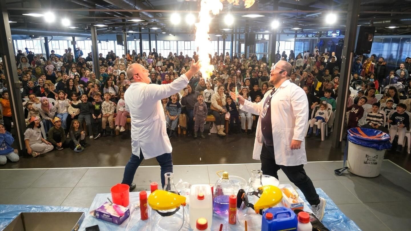 Yarıyıl tatilinde bilim merkezinde eğlence dorukta